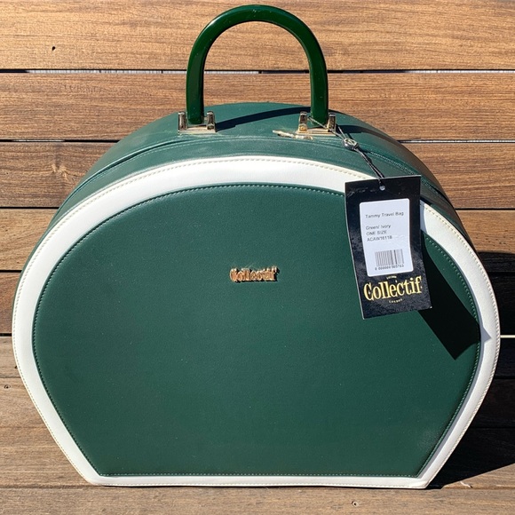 Collectif Handbags - NWT Collectif Forest Green Retro Tammy Travel Bag